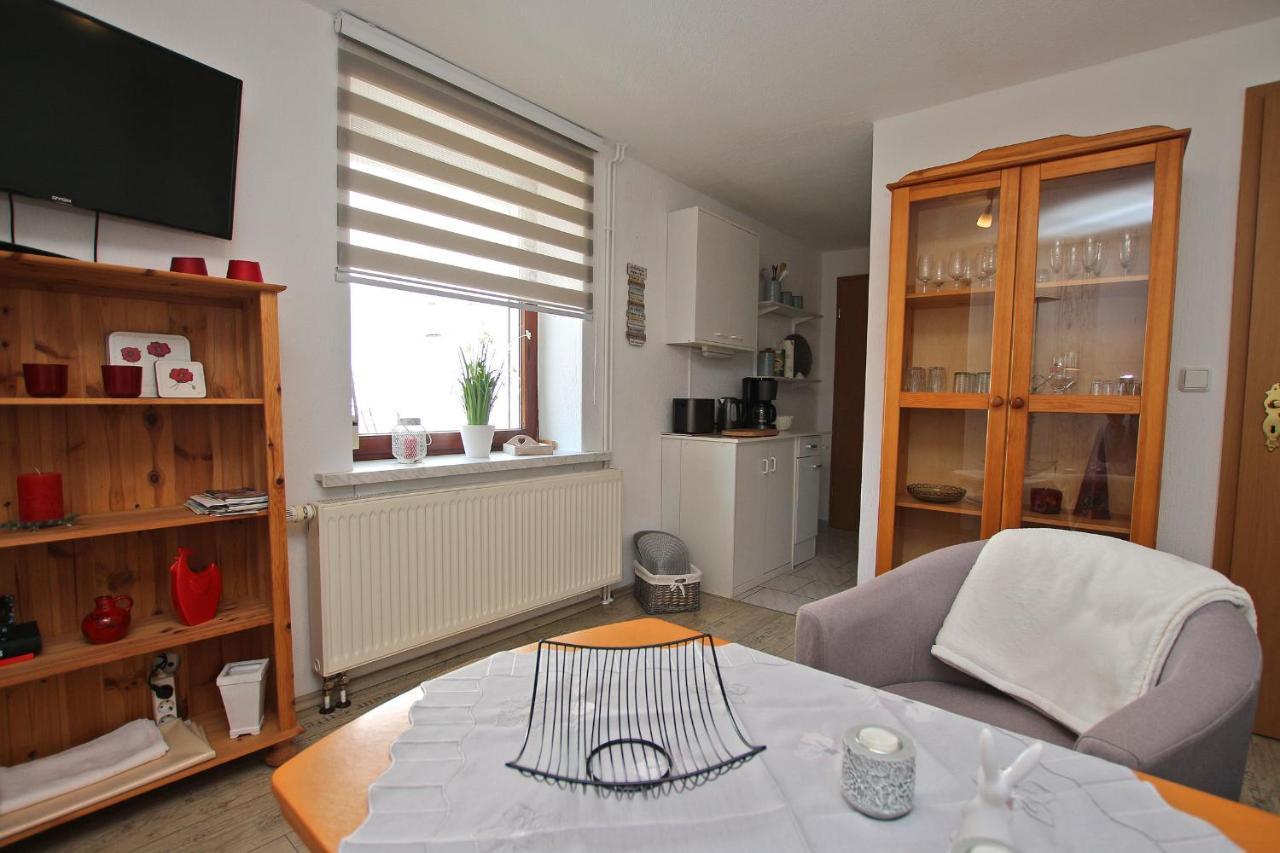 Ferienwohnungen Rheinsberg See 9830 Buitenkant foto