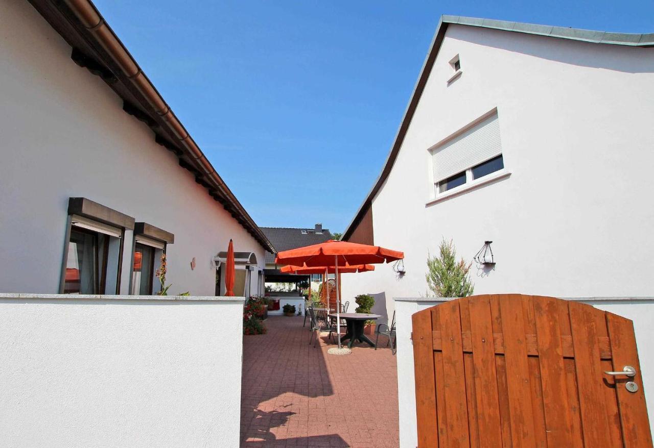 Ferienwohnungen Rheinsberg See 9830 Buitenkant foto